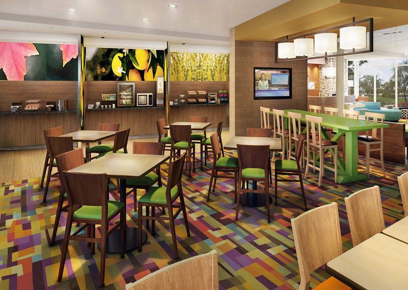 Fairfield Inn & Suites By Marriott Kamloops Bagian luar foto